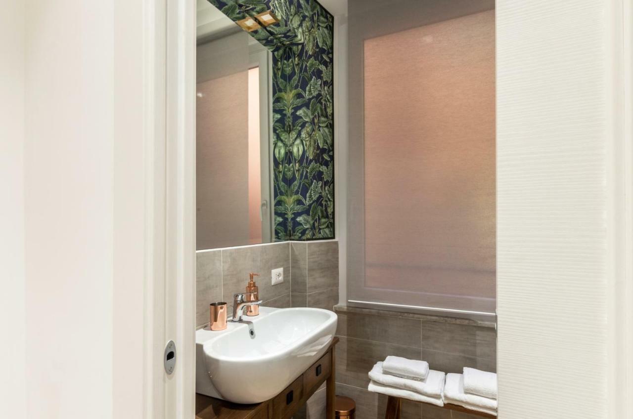 Lovely Rome Apartments - Historic City Center Екстериор снимка