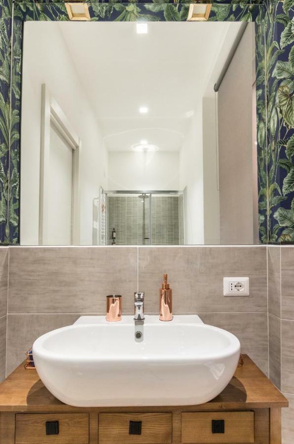Lovely Rome Apartments - Historic City Center Екстериор снимка