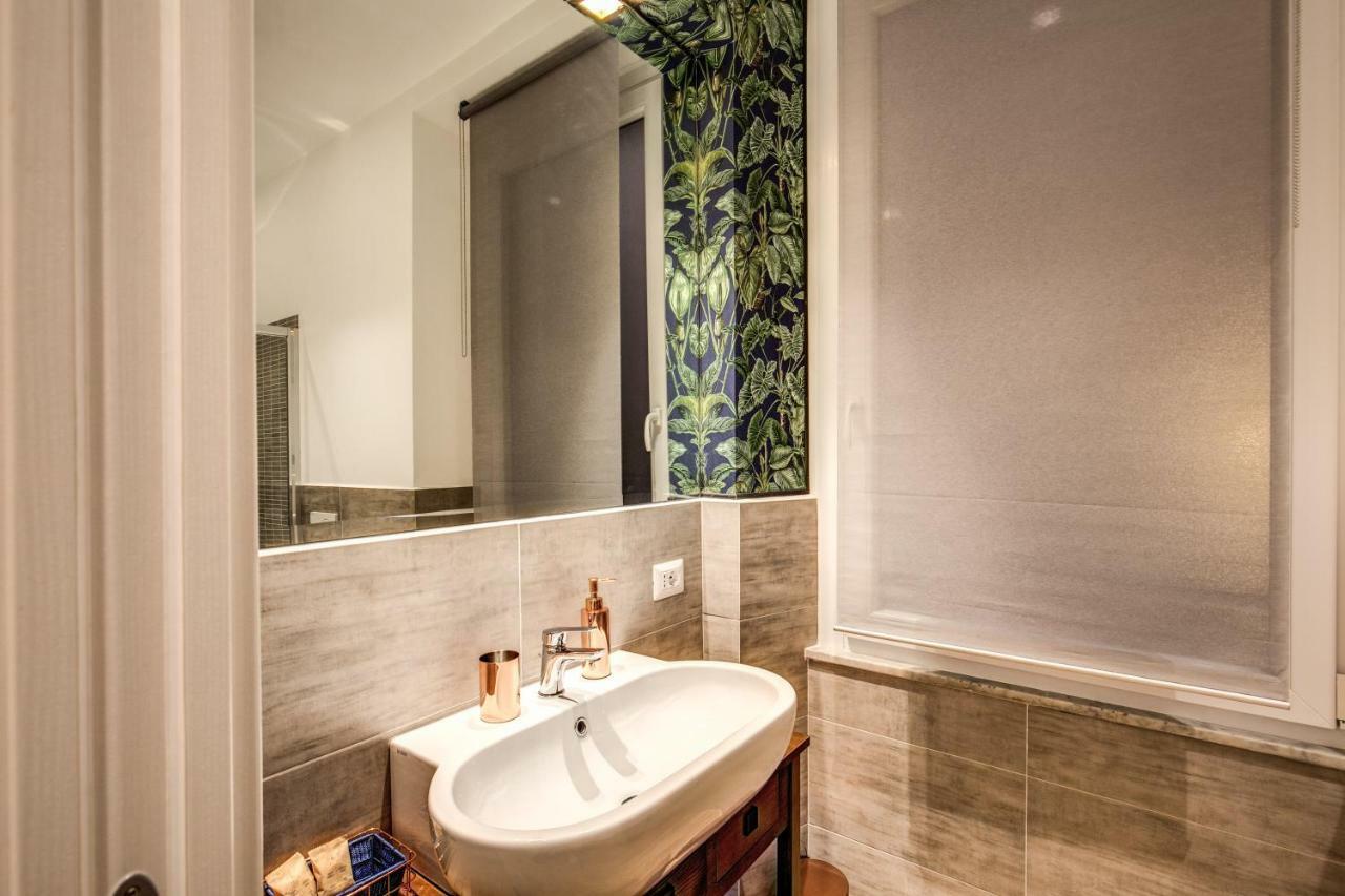 Lovely Rome Apartments - Historic City Center Екстериор снимка