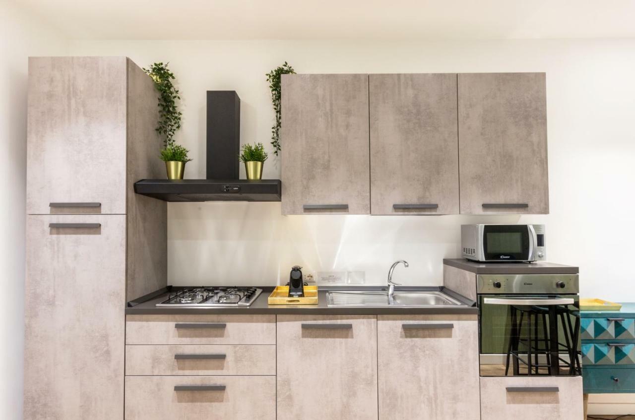 Lovely Rome Apartments - Historic City Center Екстериор снимка