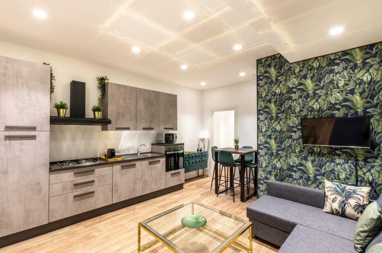 Lovely Rome Apartments - Historic City Center Екстериор снимка